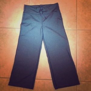 Lululemon grey Capri length yoga pants
